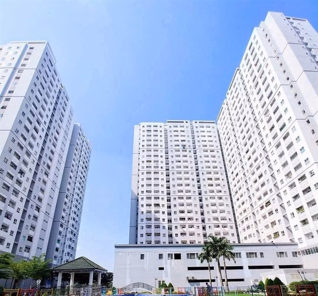 Mô hình nhà ở xã hội của Công ty Địa ốc Hoàng Quân là ví dụ về việc tối ưu hóa chi phí để tăng khả năng tiếp cận cho người thu nhập thấp.
